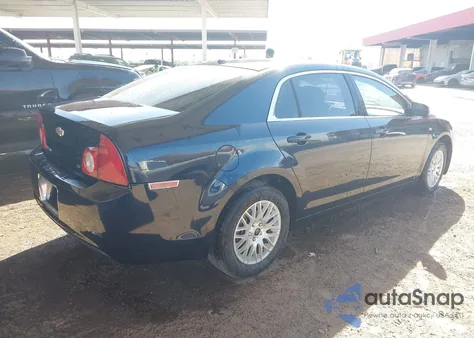 2008 Chevrolet Malibu Ls z USA, uszkodzony, nr VIN 1G1ZG57B08F217816